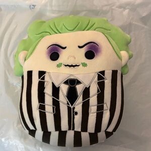 Squishmallows Green and Striped Beetle Juice Plush. 8” x 7”. New no tags